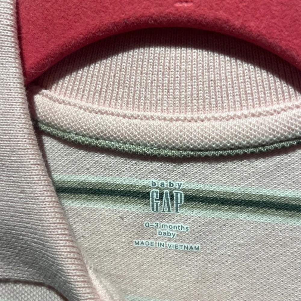 New Baby GAP Baby Pique Polo Shorty One-Piece Pink Bear Stripes 0-3 Months NWT